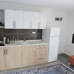 Hillside 3* Side