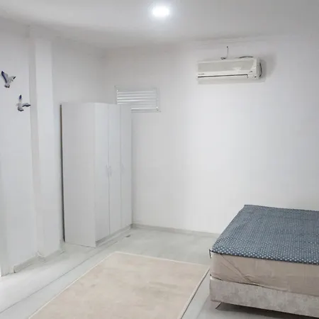 Hillside מלון דירות