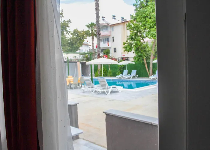 Apart Otel Hillside 3*