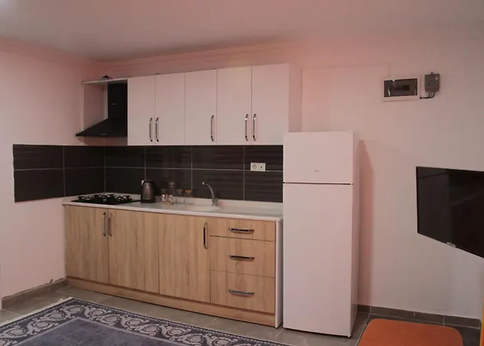 Hillside Apart Otel Side