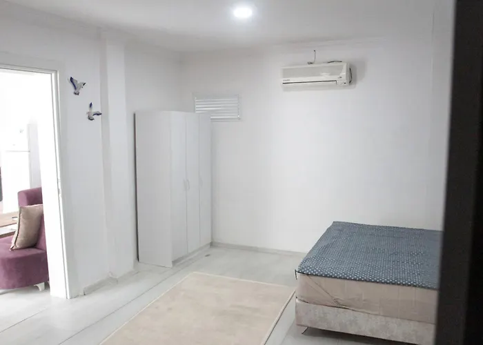 Hillside Apartmanhotel