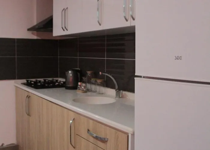 Hillside Apartmanhotel