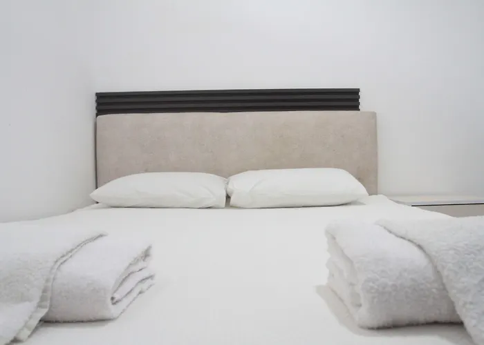 Hillside Apartmanhotel 3*