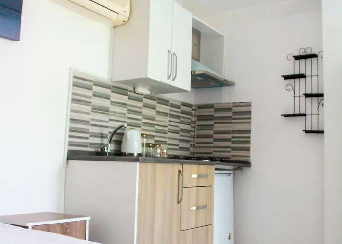 Apart-hotel Hillside 3*