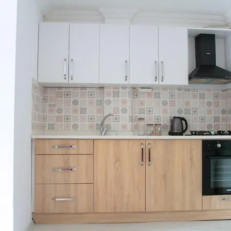 Hillside 3* סייד