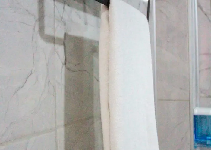 Hillside 3* סייד