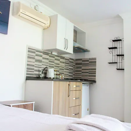 Aparthotel Hillside 3*